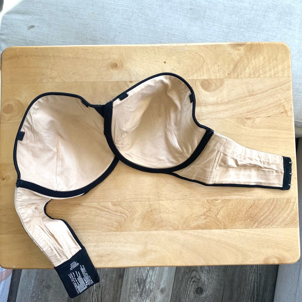 Strapless Victoria’s Secret Bra - 34DD - Picture 3 of 3